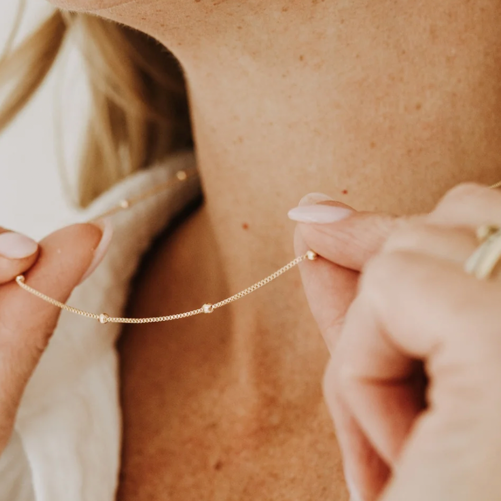 Dainty Satellite Necklace