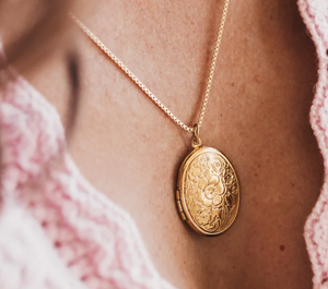 Secret Garden Oval Locket Necklace