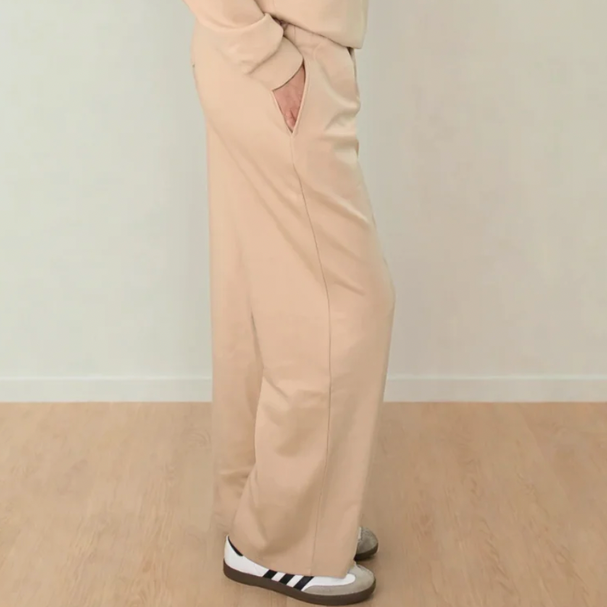 Adora LUXE Flow Pant in Mocha Mousse