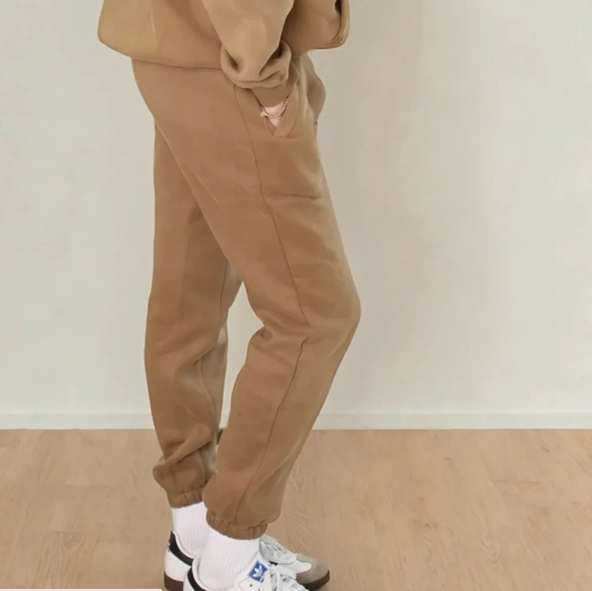 Laid Back Lounge Set in Pecan