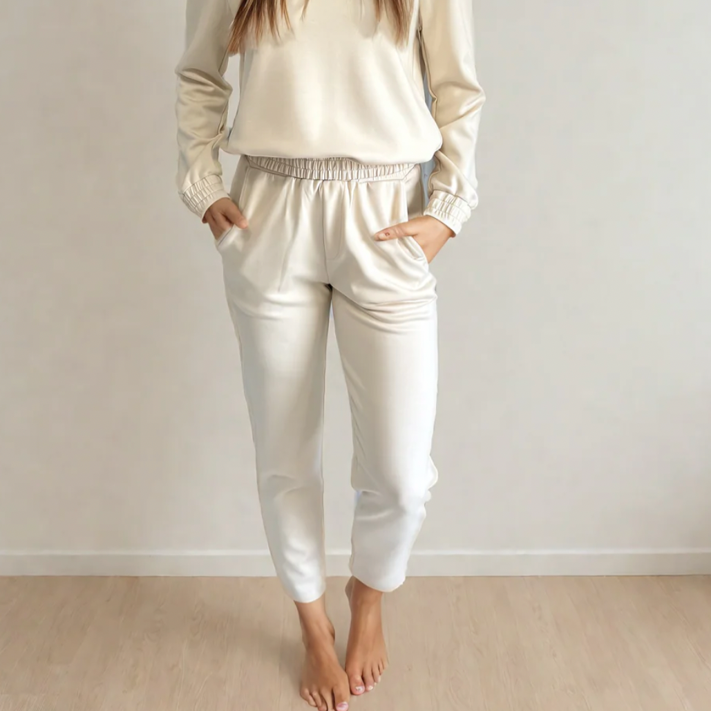 Thea LUXEflow Fitted Pant